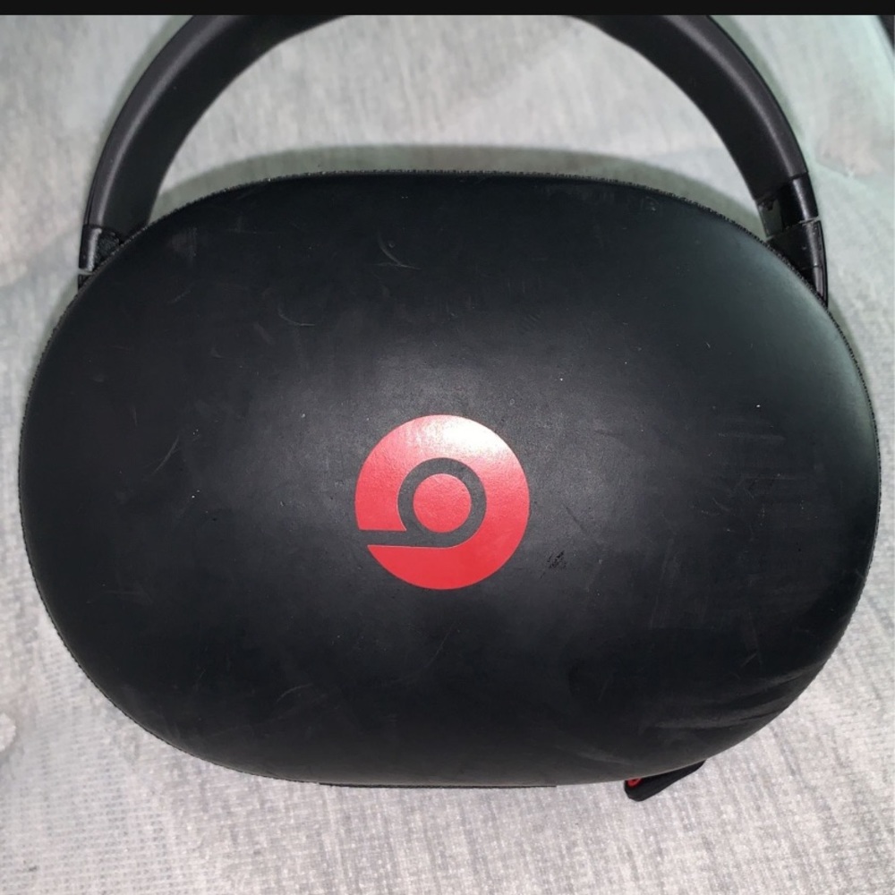 Beats studio 3 headphones